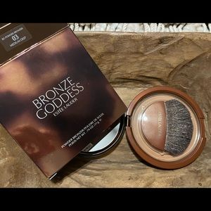 Estée Lauder bronze goddess